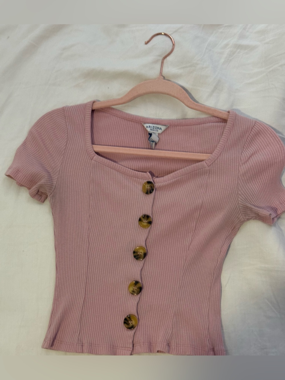 Arizona Jean Company Ribbed Mauve Button-Front Scoop Neck